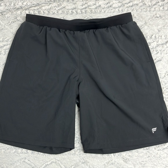 Fabletics The 9” Fundamental Short 11 with 4-way stretch Black Shorts XL - Picture 5 of 9